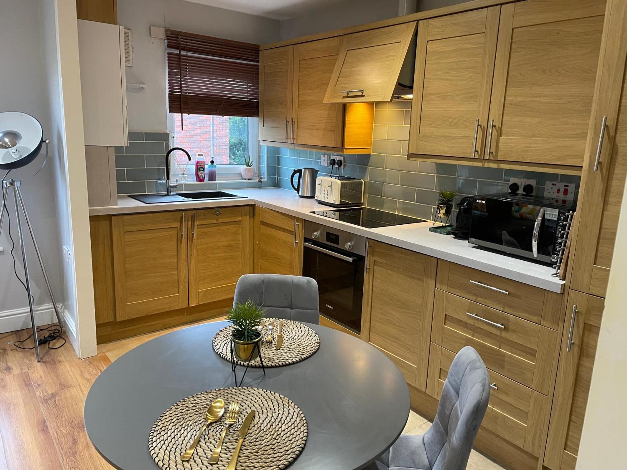 2 Bedroom Apartment Chiswick Park Tube Station Londra Exterior foto